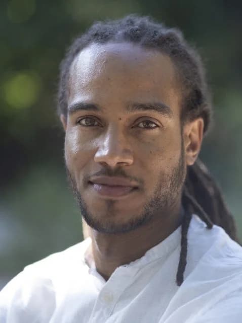 আমাদের একটি বিউপনিবেশিক বাস্তুসংস্থান প্রয়োজন